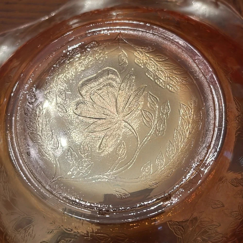 Jeannette‎ Floragold Louisa Depression Glass Tea Cups and bowls Iridescent
